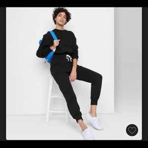 Black Women’s High-Rise XS Sweatpants